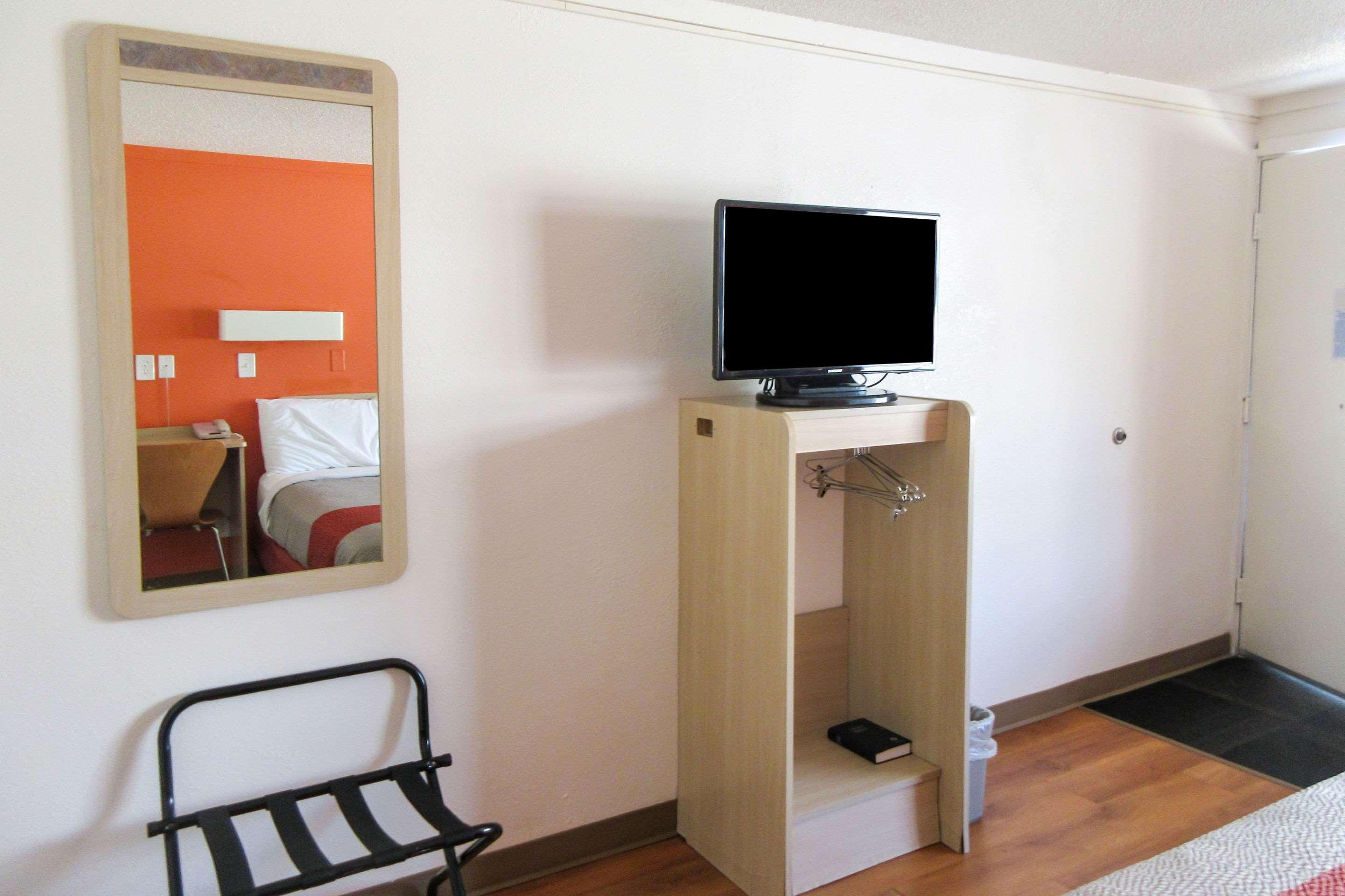 Rodeway Inn Алтуна Екстер'єр фото