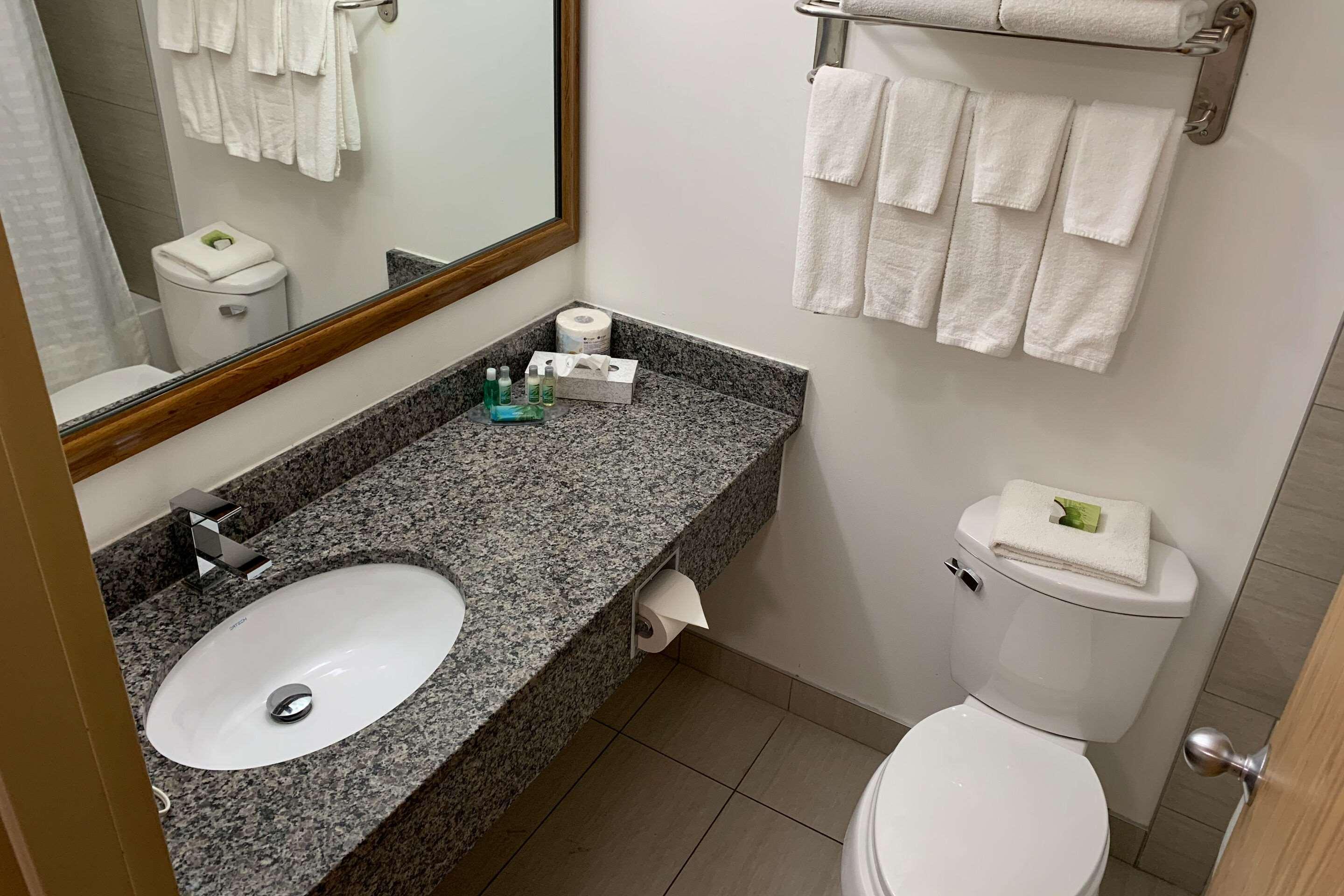 Rodeway Inn Алтуна Екстер'єр фото